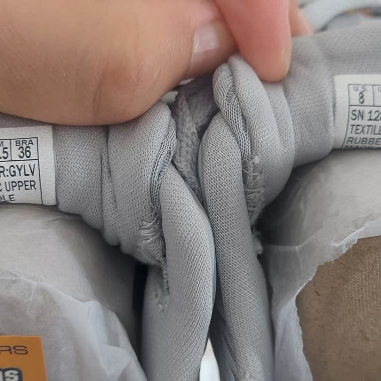 Yanlış Numara Ayakkabı Gönderimi Ve Çözüm Sunulmaması Nedeniyle Mağduriyet