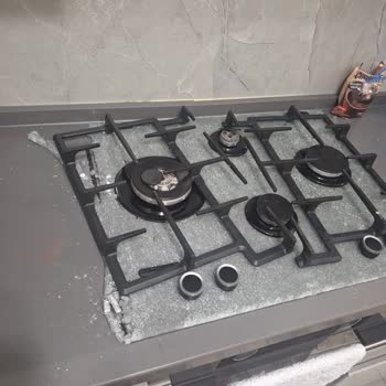 Ferre Ankastre Ocak Camı Kendiliğinden Patladı, Mağduriyetim Giderilmiyor!