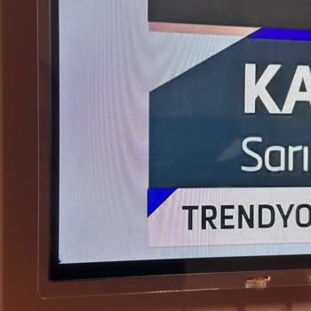 80 Bin TL'lik LG TV'de 2 Yılda Ölü Piksel Sorunu Ve Ücretsiz Servis Talebi