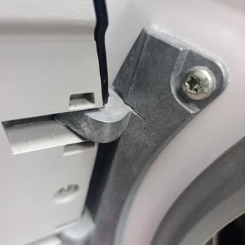 Vestel Çamaşır Makinesinde Tekrarlayan Paslanma Ve Servis Mağduriyeti