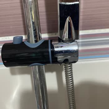 Aldığım Duş Setinin Boyası 1 Ayda Döküldü, Mağaza İlgisiz Kaldı