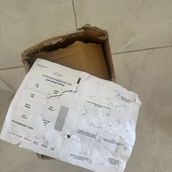 Sipariş Edilen Dolap Teslim Edilmedi, Sadece Ayakları Gönderildi!