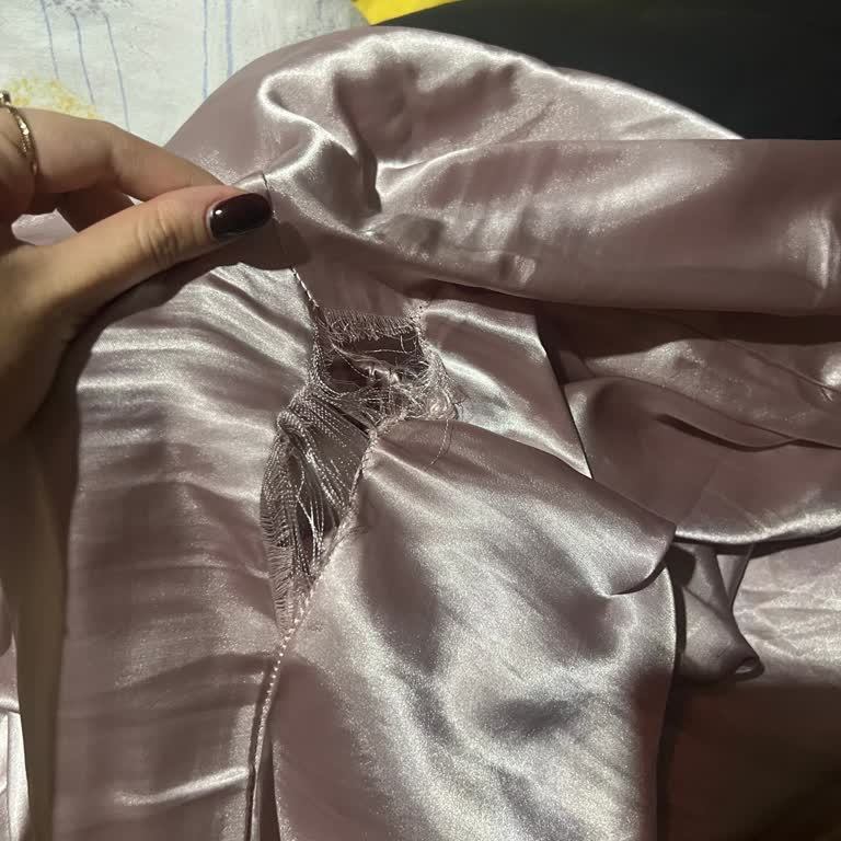 Yeni Alınan Pijama Takımı 1 Saatte Yırtıldı, Mağazaya Ulaşamıyorum