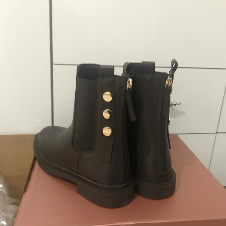 Marjin Ayakkabı Ayak Yaralanmasına Sebep Olan Botun İadesi Reddedildi, Mağdur Edildim