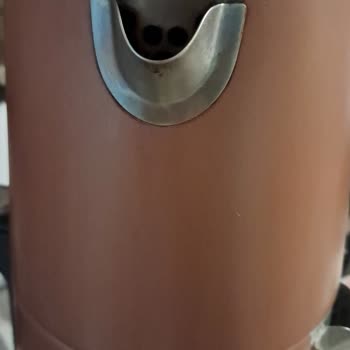 Arzum Paslanmaz Denilen Çay Makinesi Kısa Sürede Paslandı Ve Yüzeyi Soyuldu