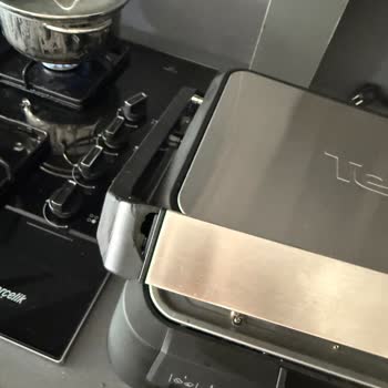 Yeni Aldığım Tefal 3in1 XL Tost Makinesinin Kolu Hemen Kırıldı, Hayal Kırıklığı Yaşadım