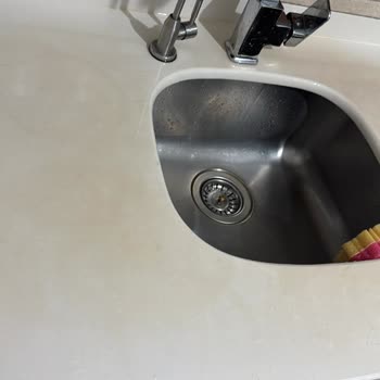 Belenco Mutfak Tezgahında Hızla Artan Sararma Ve İlgisiz Servis