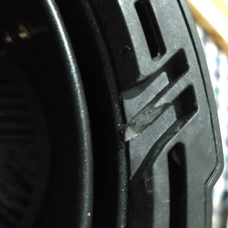 Altus Eco Fryer'da Üretim Hatası: Plastik Parça Yamulması Nedeniyle Cihaz Çalışmıyor