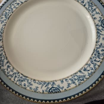 Korkmaz Yemek Takımı Parçaları Çatlak Çıktı