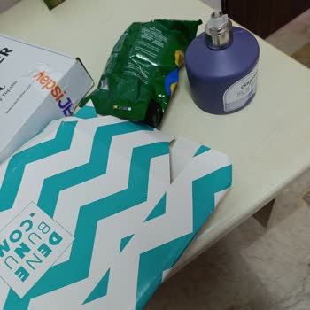 Denebunu.com Premium Kutularında Geç Teslimat Ve Hasarlı Ürün Sorunu