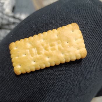 Haylayf Bisküvisinin Tadı Tamamen Değişmiş Ve Tuzlu Çıktı