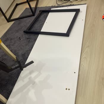 Trendyol Flinder Masa Kusuru