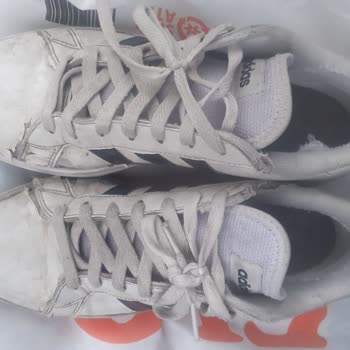 Adidas Ayakkabı Kısa Sürede Deforme Oldu, FLO İade Talebimi Reddetti