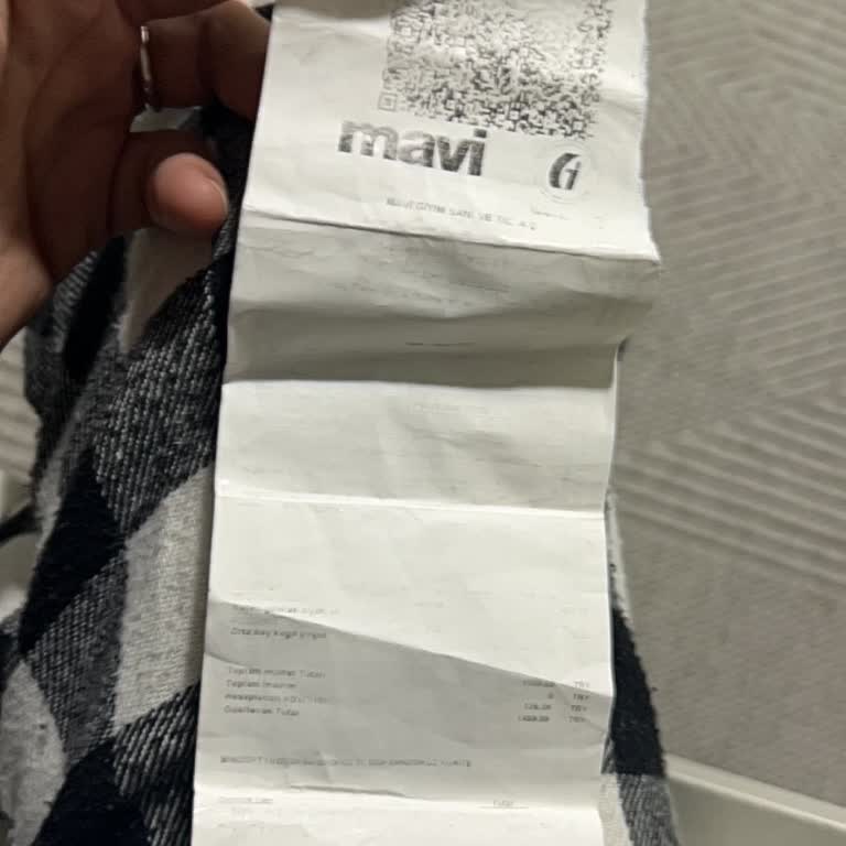 Siyah Gömlekte Renk Solması Nedeniyle Değişim Talebim Reddedildi