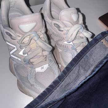 First-Use Dye Bleeding Problem with Mango Jeans Caused Shoe Damage