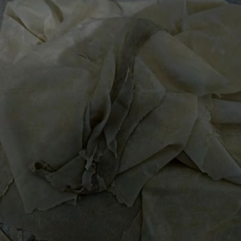 Aldığım Yufkanın Kenarları Siyah Ve Kirli Çıktı, Güvenle Tüketemedim