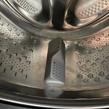 Beko Kurulumda Ayıplı Çamaşır Makinesi: Depoda Bekleme Sonrası Küf Ve Pas Sorunu