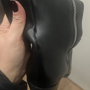 Bir Kez Giyilen Ayakkabıda Açılma Ve Firmanın Çözüm Sunmaması