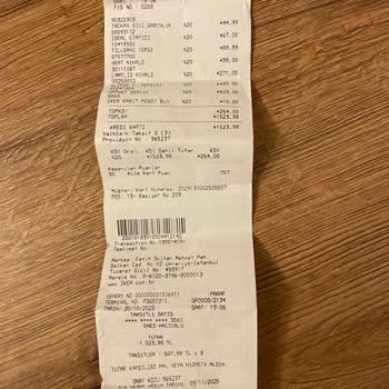 Kusurlu Yatak Tepsisi Ve İlgisiz Mağaza Personeli Nedeniyle Mağduriyet