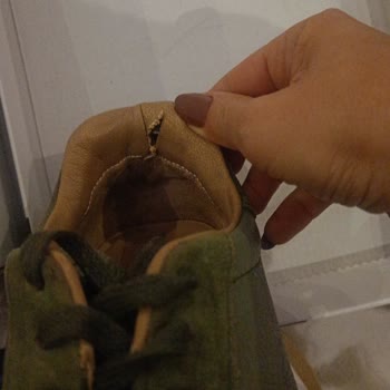 İki Ayda Sökülen Ayakkabılar İçin Değişim Talebim Reddedildi