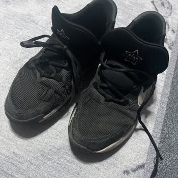 Aynı Model Nike Ayakkabıda Tekrarlayan Koku Problemi