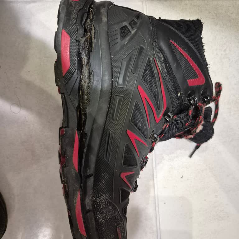 Kısa Sürede Deforme Olan Slazenger Bot Ve Müşteri Hizmetleri Sorunu