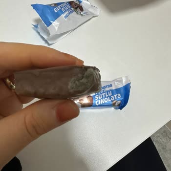 Küflü Ve Bozuk Çikolata Sağlığımı Tehdit Etti
