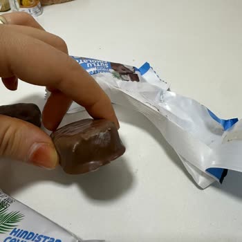 Küflü Ve Bozuk Çikolata Sağlığımı Tehdit Etti