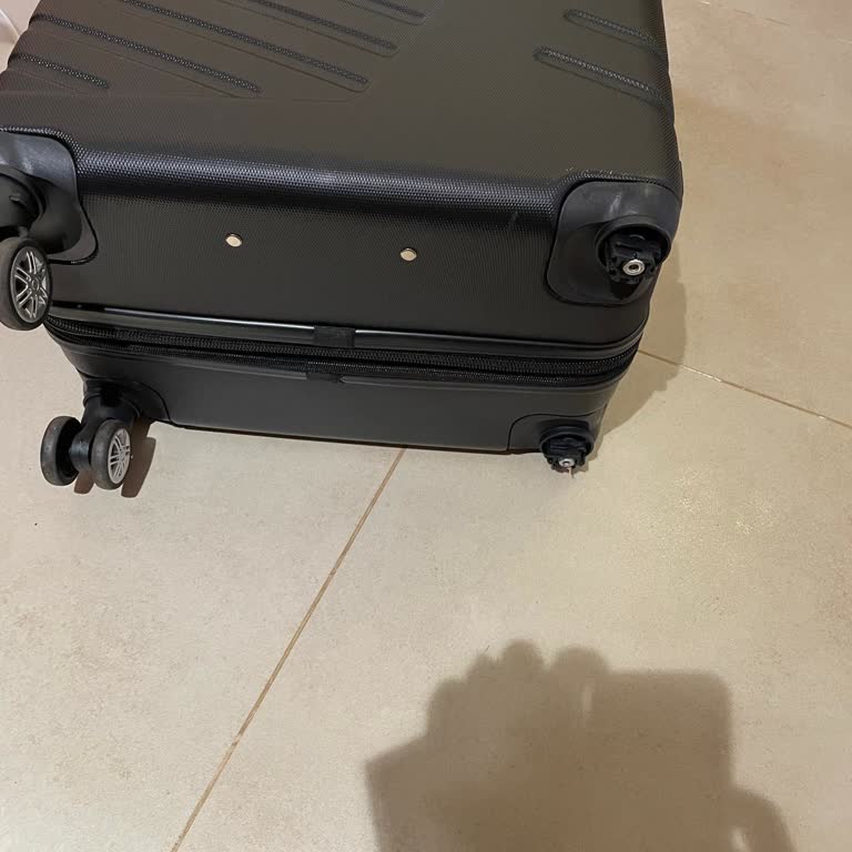Turkish Airlines Lost and Delayed My Baggage on TK606, Suitcase Arrived Damaged
