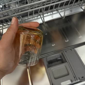 Samsung Bulaşık Makinesi Sürekli Arızalı, Servis Sorunu Çözmüyor