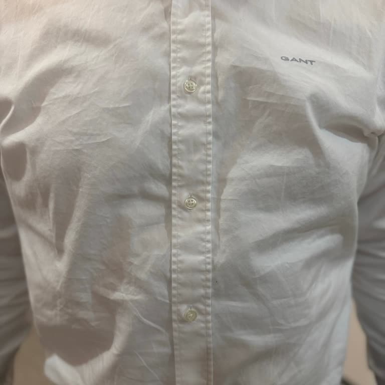 Yüksek Fiyatlı Gömlek İlk Yıkamada Ütü Tutmuyor, Değişim Ya Da İade İstiyorum