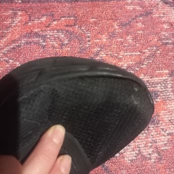 Boyner’den Alınan Adidas Çocuk Ayakkabılarında Hızlı Deformasyon Ve Müşteri Hizmetlerinde İlgisizlik