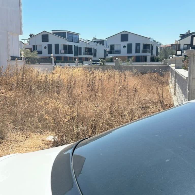 Zeynep Emlak (Didim) 15 Aydır Paramı İade Etmiyor