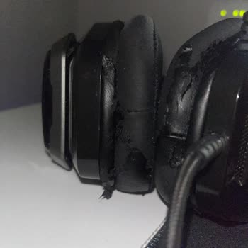 Kulaklık Pedleri Hızla Aşındı, Kullanım Konforu Azaldı