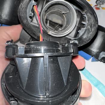 Garanti Kapsamındaki Süpürge Parçası İçin Ücret Talep Edilmesi Mağduriyet Yaratıyor