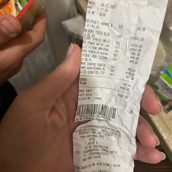 Son Kullanma Tarihi Geçmiş Ürünün Satılması Ve İlgisiz Müşteri Hizmeti