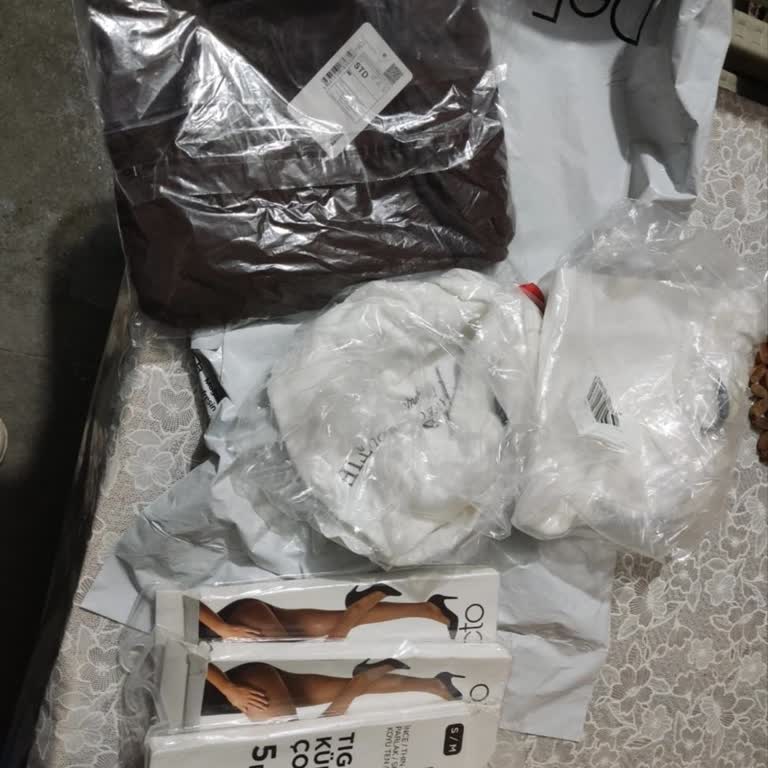 Eksik Ve Yanlış Ürünlerle Yaşadığım Mağduriyetin Giderilmesini İstiyorum