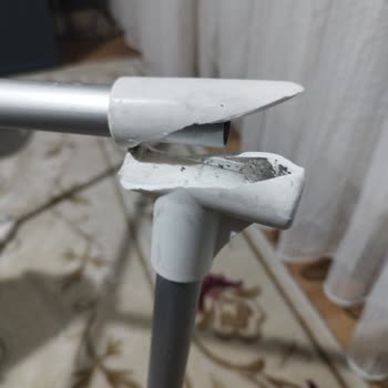 Fanset Elektrikli Ev Aletleri Kurutmalıkta Plastik Parçalar Kırıldı