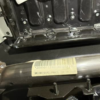 Ekspertiz Raporunda Orijinal Denilen Airbag Ve Kemerler Patlak Çıktı Mağduriyet Yaşadım