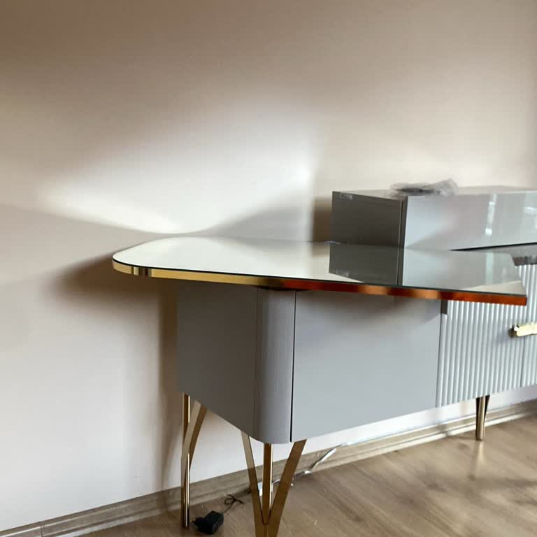 Eksik Parça Nedeniyle Makyaj Masamı Aylardır Kullanamıyorum