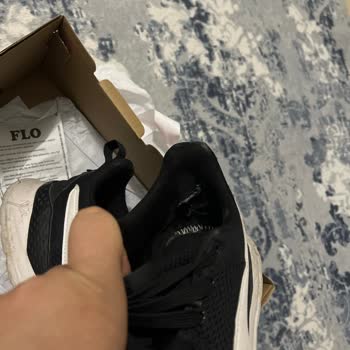 Kısa Sürede Yıpranan Ayakkabıma Ret Cevabı: Mağduriyetimin Giderilmesini İstiyorum