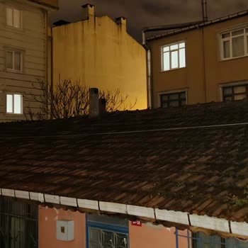 Türk Telekom İzinsiz Giriş Ve Düzensiz Kablo Döşemesiyle Mağduriyet Yaşadım!