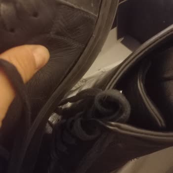 Yüksek Fiyatlı Hotiç Ayakkabılarda Kısa Sürede Yaşanan Sorunlar Ve Çözümsüzlük