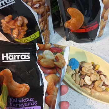 Harras Kuruyemiş Paketinden Plastik Parça Çıktı, Sağlığımız Tehlikeye Girdi!