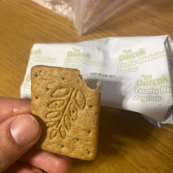 Eti Burçak Bisküvisinde Kıl Çıkması Hijyen Endişesi Yarattı