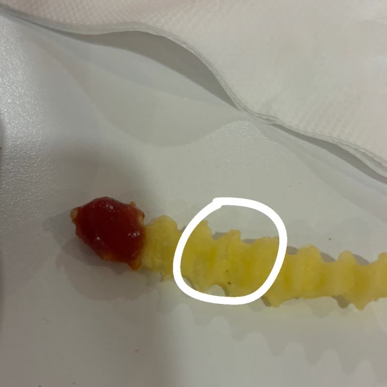 Burger King'de Soğuk Patates, Kötü Kokulu Tavuk Ve Hijyen Sorunu