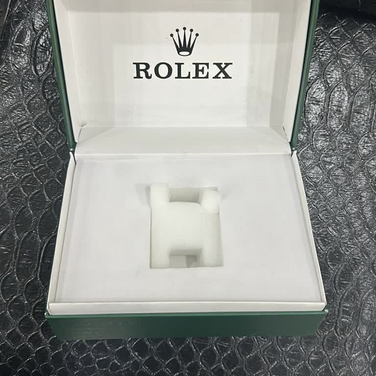 Sipariş Verdiğim Saatin Kutusu Boş Geldi, Firma İletişimi Kesti Ve Paramı İade Etmiyor