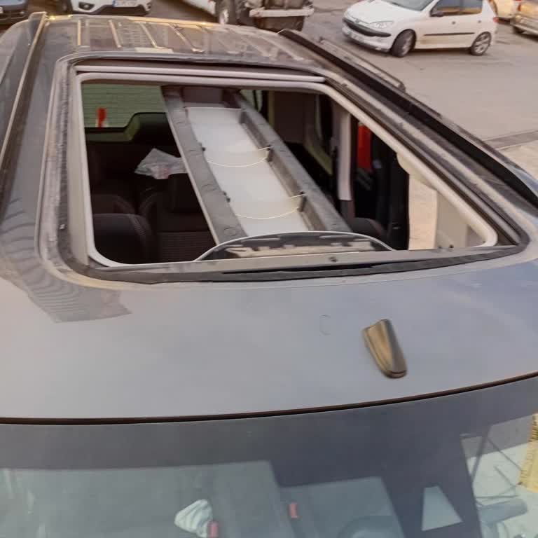 Bir Aydır Sonuçlanmayan Cam Hasarı Dosyası Mağduriyeti