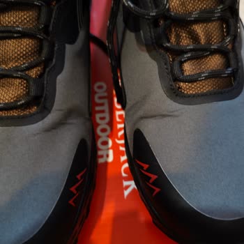 Hepsiburada Sıfır Diye Aldığım Ayakkabı İkinci El Çıktı Değişim Yapılmadı