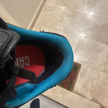 Camper Ayakkabım Kısa Sürede Yırtıldı, Mağaza Çözüm Sunmadı